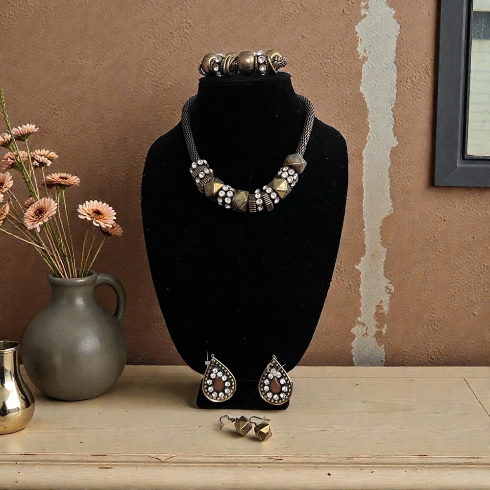Beautiful Gold and Silver Vintage Jewelry Set